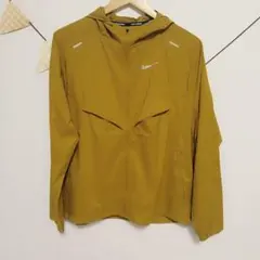 Item thumbnail for item 3f8bd223-a6d4-433c-b8e7-cfd074fb4691