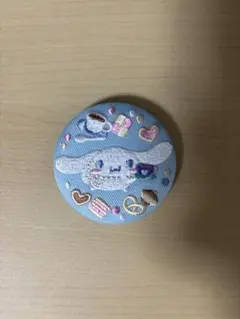 サンリオ 刺繍缶バッジ シナモロール
