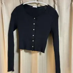 ⚠️今月末まで‼️ GU リブ編み 長袖ニット　シルバーボタン