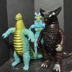 MAXTOY バルタン星人 2個セット ソフビ - メルカリ