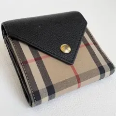 BURBERRY バーバリー ノバチェック 三つ折り財布 黒 レター型のサムネイル