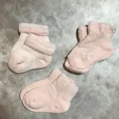 新品 ☆新生児用靴下3足組