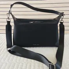 新品 グランデグレイス サコッシュ バッグ 黒 ブラック 斜めがけ 