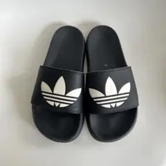 adidas ブラック サンダル　25.5cm