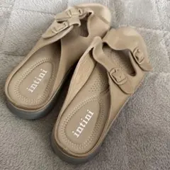 新品未使用 サンダル バックル調節可 24.0~24.5