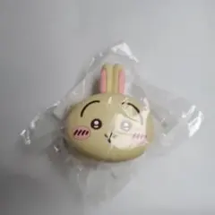 ちいかわ　おかおミニシリコンポーチ　うさぎ
