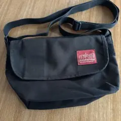 ブラックキャンバスショルダーバッグ