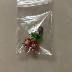 ハローキティ さくらんぼ マスコット