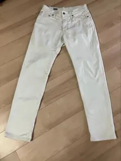 EDWIN ホワイト デニムのサムネイル
