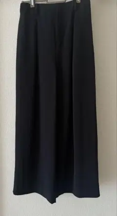ユニクロ ワイドパンツ パンツ 黒 ブラック