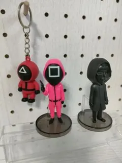 イカゲーム　ワーコレ　フィギュア　キーホルダー　セット