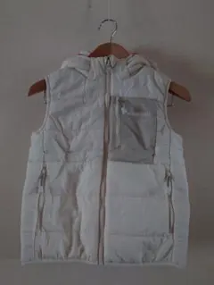 montbell　モンベル　キッズダウンベスト　サイズ120