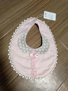 新品★ビブ　パンパンチュチュ