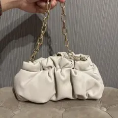 チェーンバッグ