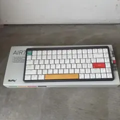 NuPhy AIR75 v1 バックライトキーボード　ケース付