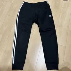 アディダス　パンツ　　　Oサイズ