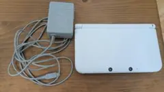と*ろ様 Nintendo 3DS LL ホワイト 本体 ACアダプター付き