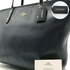 美品/A4収納可能✨コーチ トートバッグ チャーム ロゴ刻印 レザー ネイビー