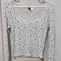 H&M 花柄長袖Tシャツ M 花柄トップス 小花柄 花柄
