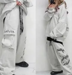 Dealivez男女OKロゴ立体カーゴパンツ、ワイドパンツ メンズレディース美品