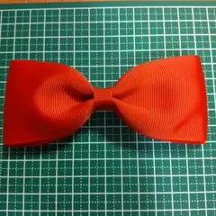 【オーダー作成】ハンドメイド☆赤色 リボン 蝶ネクタイ ヘアピン 大サイズ