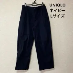 UNIQLO ネイビー のパンツ