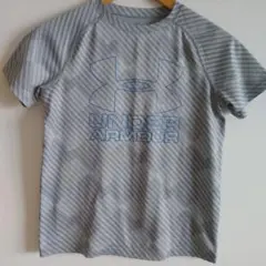 UNDER ARMOUR グレー ストライプTシャツ