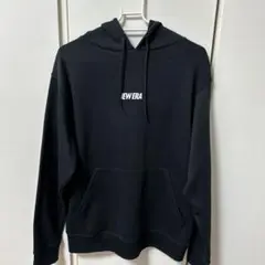 ニューエラ パーカー