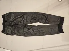 美品　フェイクレザー　パンツ　ジョーガーパンツ