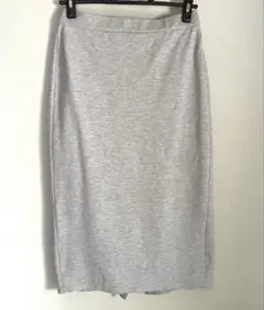 GU ナロースカート　ストレッチ　ロングスカート　グレー