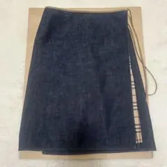 Burberry 巻きスカート