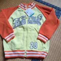 サイズ120ジップアップパーカー 未使用