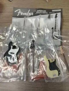 BANDAINAMCO Fender ミニチュアコレクション2 Bass2種