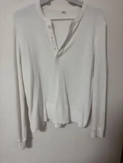 UNIQLO ホワイト ヘンリーネックTシャツ　サーマル