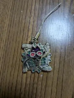ワンピース　ニコ・ロビン　キーホルダー