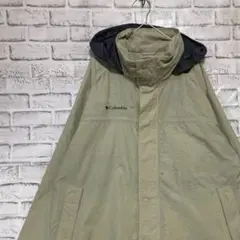 コロンビア　マウンテンパーカー　ベージュXL ロゴ刺繍アウトドア911