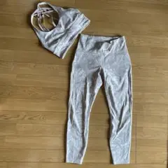 ルルレモン ブラとレギンスセット M ピンク系