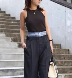 【即完売品】カップ付きクロップドアメスリタンク