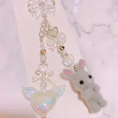 ビーズキーホルダー　うさぎ　グレー　白　推しカラー　y2k 韓国　コレクトブック