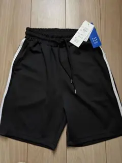 サイドラインパンツ　ハーフパンツ　短パン　キッズ　サイズ150