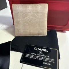 正規品　CHANEL 二つ折り財布 ニュートラベルライン