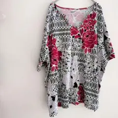 美品✨ 半袖 カットソー チュニック 花柄 ラインストーン 上品 赤 黒