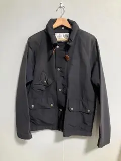 ブラック マウンテンパーカー