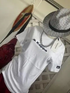 ★ Kappa 1PIU1UGUALE3 コラボ　新品タグ付き　Tシャツのサムネイル