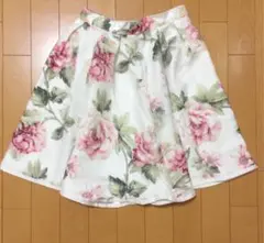 エブリン 花柄スカート