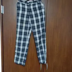 レディースパンツ　チェック柄