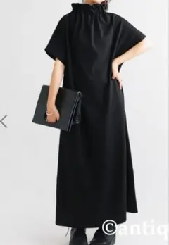 アンティカ　タグ付き新品ブラック ロングワンピース 半袖 フリーサイズ