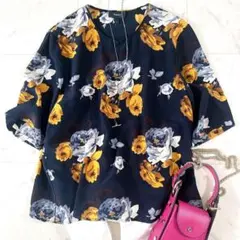 極美品**セオリー 花柄 シルクブラウス 絹 半袖 シルク100% フラワー