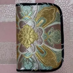 【帯リメイク】花柄刺繍　通帳入れ　お薬手帳ケース マルチケース