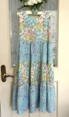 超美品　ボタニカル柄ティアードワンピ　140 〜150 blue ginger